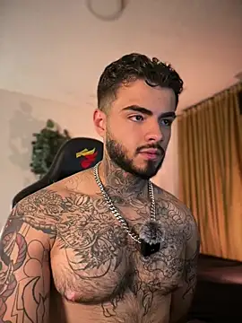 Benjii Carter1 online show from July 23, 1:42 am