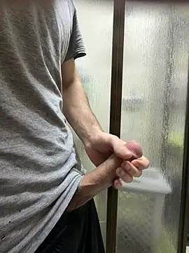 buyukyarak31 online show from March 5, 6:48 pm