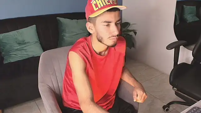 Noah-JONES online show from February 26, 4:58 am