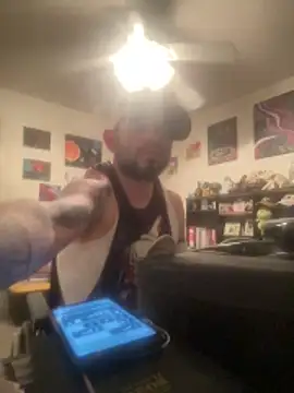 TheDaddio03 online show from February 19, 4:09 am