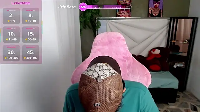 Top and bottom online show from June 13, 7:39 am