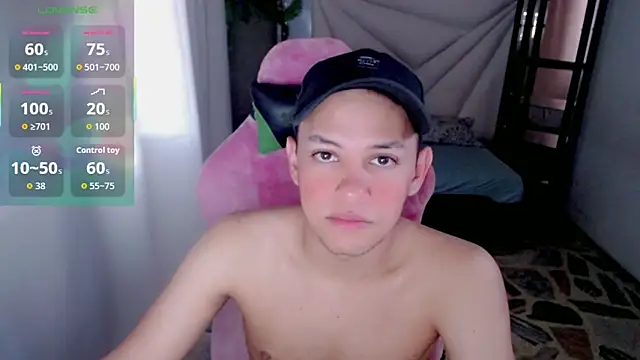 Top and bottom online show from May 18, 9:41 pm