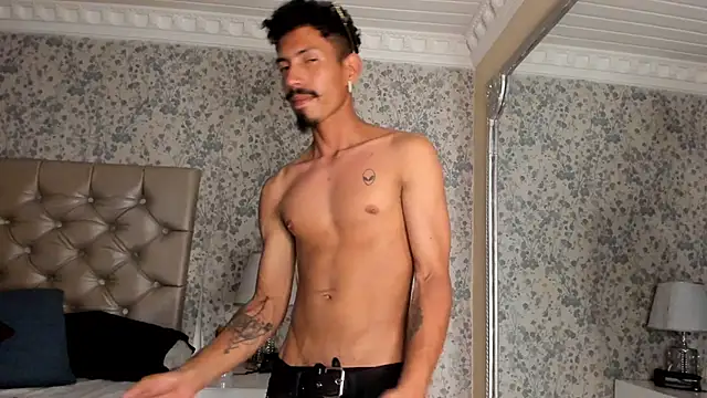 NoaahTylor online show from March 7, 8:28 pm