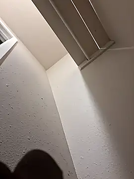 stressrliver88 online show from March 5, 5:47 am