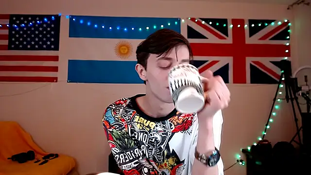 John Meow online show from February 15, 2:03 pm