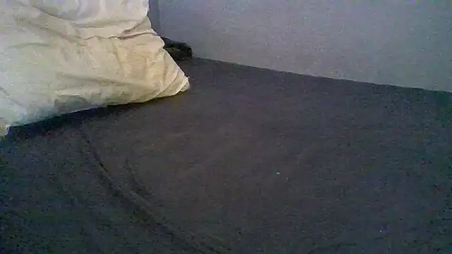 BonneQueueBonjour online show from May 17, 3:47 am