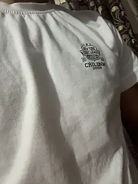 striplover 1 online show from April 27, 6:46 pm