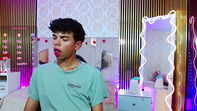 keahi tay online show from April 1, 7:22 pm