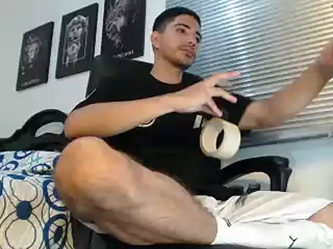 Kratoswolf online show from July 28, 2:13 pm