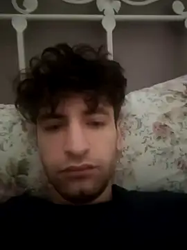 gigiost online show from March 21, 11:47 am