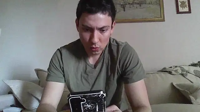 maurizioldu online show from June 10, 4:51 pm