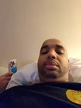 Shotariano online show from March 2, 5:20 pm