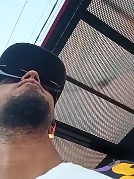 kaloumario online show from March 31, 10:11 pm