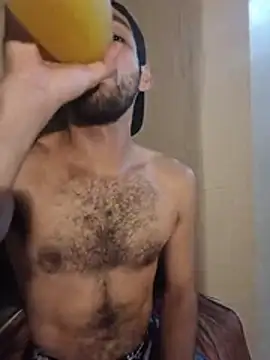 MaximilianR00 online show from July 29, 10:20 pm