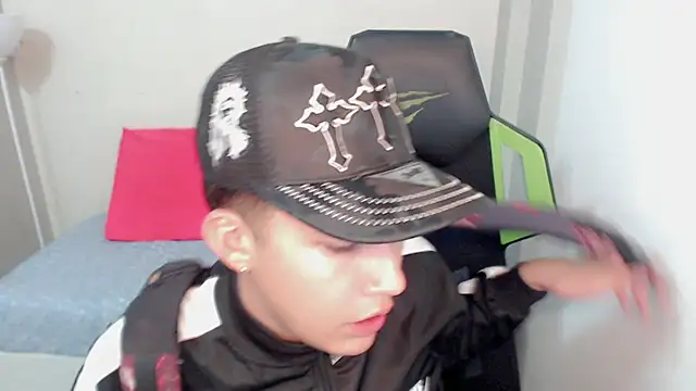 Street poemm  online show from March 20, 9:18 pm