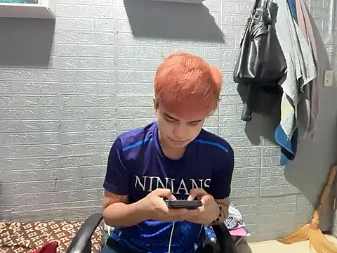 urbigcutienasio online show from June 26, 8:17 am