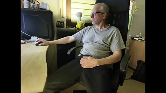 loenne1 online show from March 21, 10:25 pm