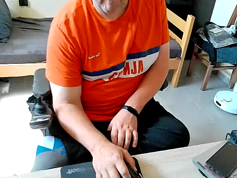 pozitiva000 online show from June 30, 1:23 pm