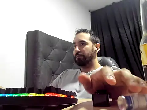 coolfreaky online show from February 22, 2:46 am