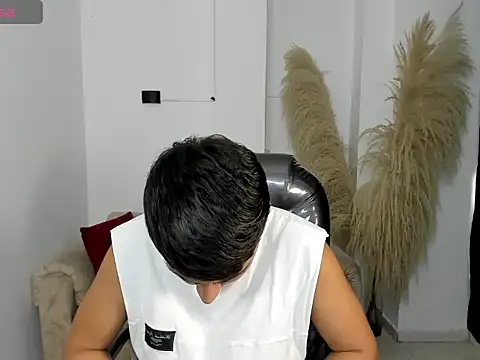 oliver kooper21 online show from February 27, 12:28 pm