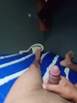 Emiliortr5678 online show from July 5, 5:20 pm