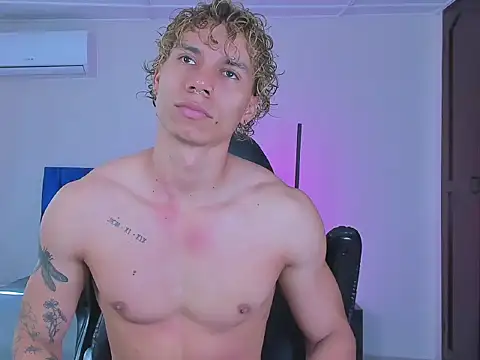 adam smiith1 online show from March 30, 2:07 pm