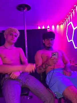 JULIANRAY online show from February 25, 5:52 am