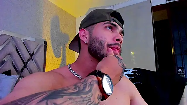 Vincentblack online show from July 18, 5:47 am