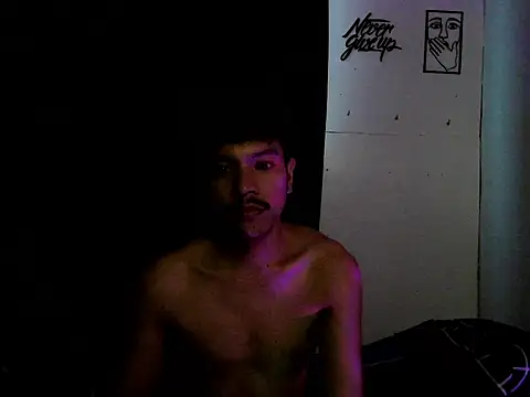 asian darlingcummersxXx online show from July 23, 8:33 am