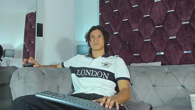 TonyBenedetti online show from April 23, 8:11 pm