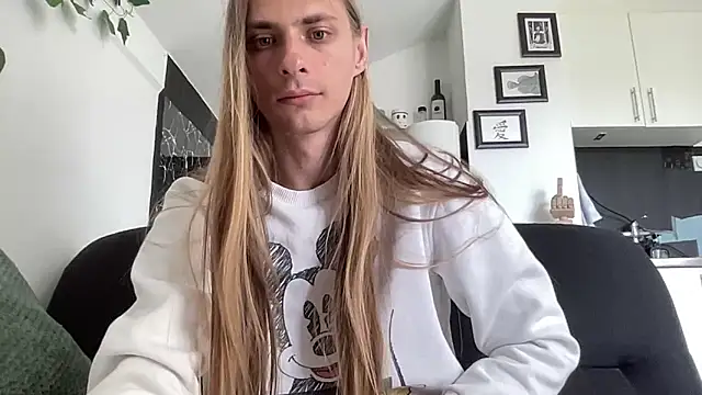 mi chyort online show from May 24, 7:36 am