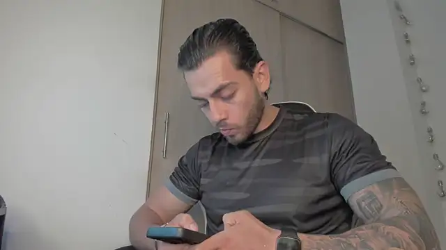 Axel  Blaze online show from April 10, 12:34 pm