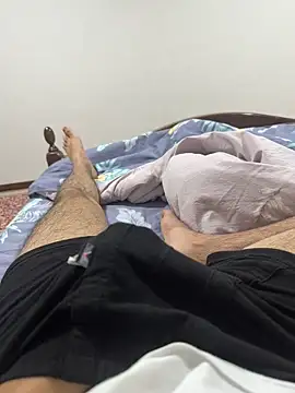 sarriiiik online show from February 24, 9:37 pm