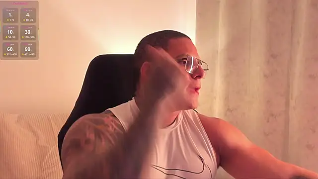 MAXIMO SR online show from February 27, 10:53 pm