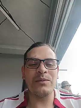 Edwin Q online show from June 3, 3:50 pm