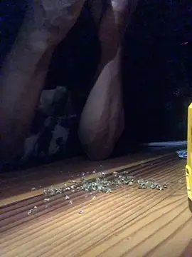 EricSwainn901 online show from April 1, 4:03 am