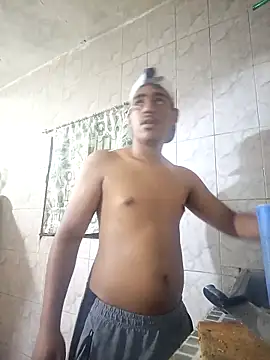 luis230436 online show from March 28, 2:45 am