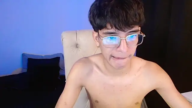 noah millerx online show from July 10, 11:17 pm