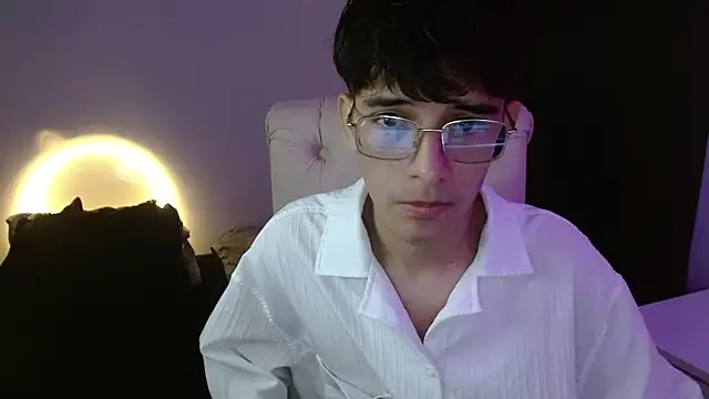 noah millerx online show from July 6, 8:43 pm