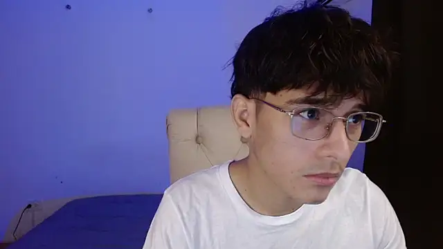 noah millerx online show from July 17, 8:37 pm