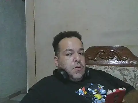 UrsoBissexualPauGrosso online show from March 31, 3:52 am