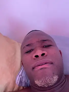 DarianWill18 online show from April 5, 4:25 pm