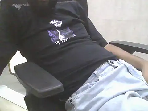 lick upguy online show from June 26, 11:46 am