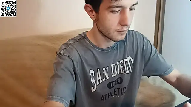  ZaneX online show from April 15, 7:25 pm