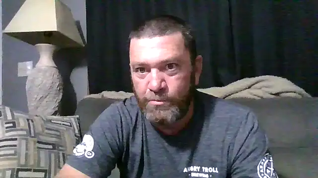 Beaededpainter online show from May 31, 11:38 pm
