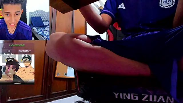 gomitaboy1 online show from June 22, 7:07 pm