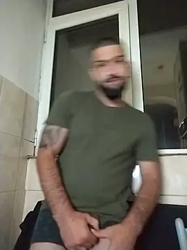 Tommy Porn  online show from May 28, 9:57 pm