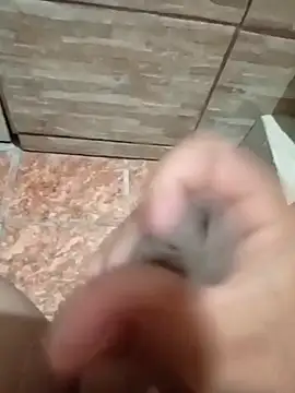 josue23cm online show from April 15, 11:37 pm