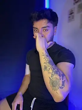 kryzthian Olrox online show from April 24, 3:31 am