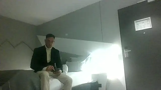 padrino0o0 online show from April 9, 8:26 pm